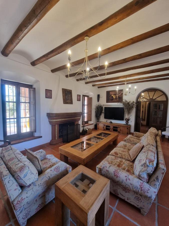 Finca Rural La Canera 16 Huespedes Σεβίλλη Εξωτερικό φωτογραφία
